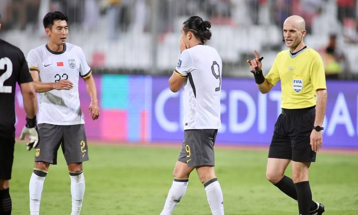 乐鱼体育官网投注-国足女队员紧张备战重大赛事！