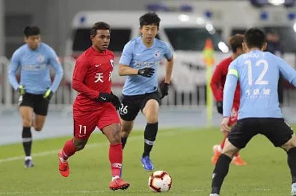 大连一方困境犹存，抗击保级压力